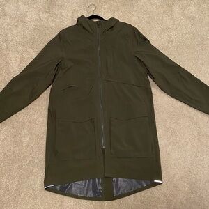 Lululemon Outpour Parka